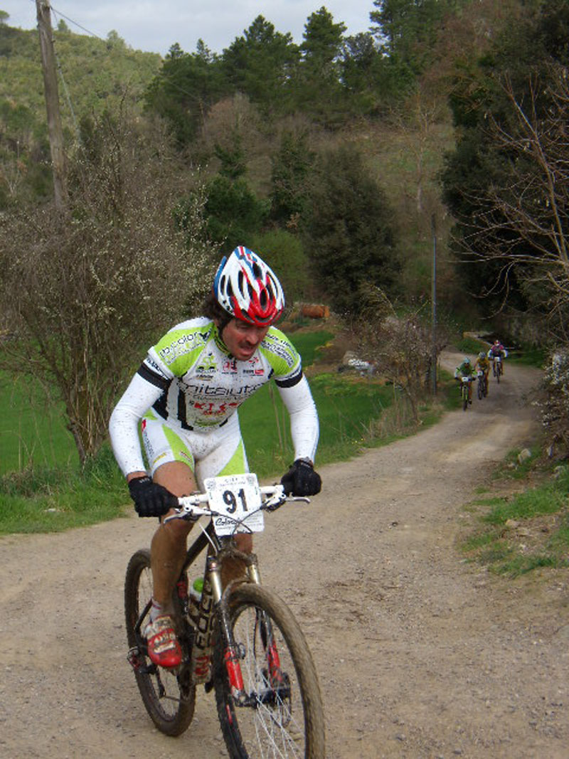 gal/2010/03 - La Via delle Miniere 2010/Sul poggetto al primo passaggio/Immagine-015.jpg